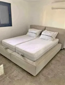 מיטה לחדר שינה ללא ארגז מצעים וללא מזרון