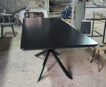 שולחנות לפינות אוכל